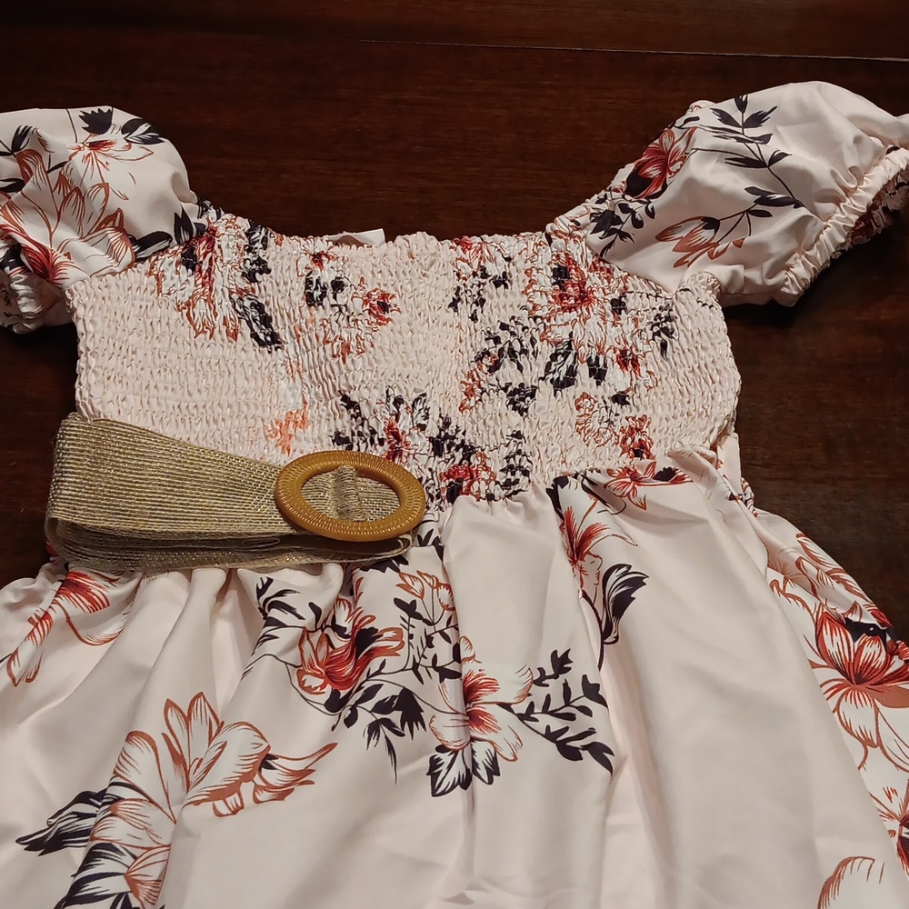 Short sleeve dress with belt  7/8 New